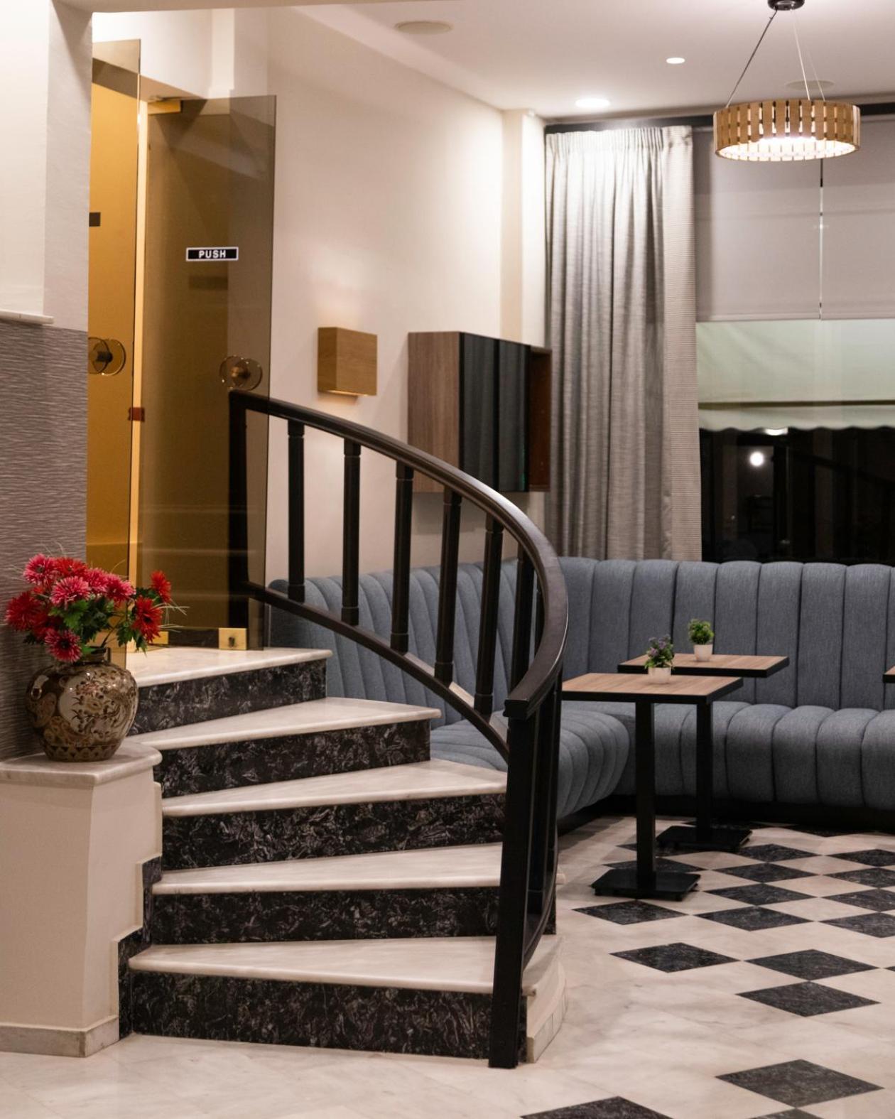 Hotel Avra คาร์ดิทซา ภายนอก รูปภาพ