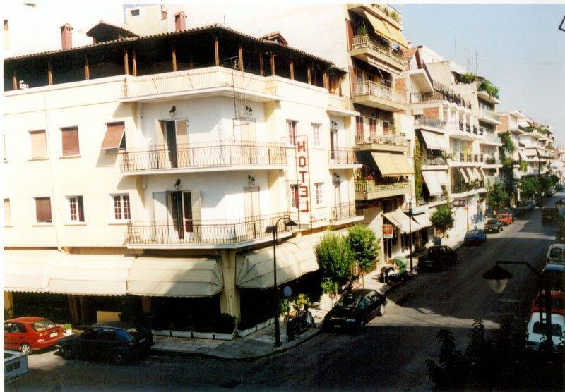 Hotel Avra คาร์ดิทซา ภายนอก รูปภาพ